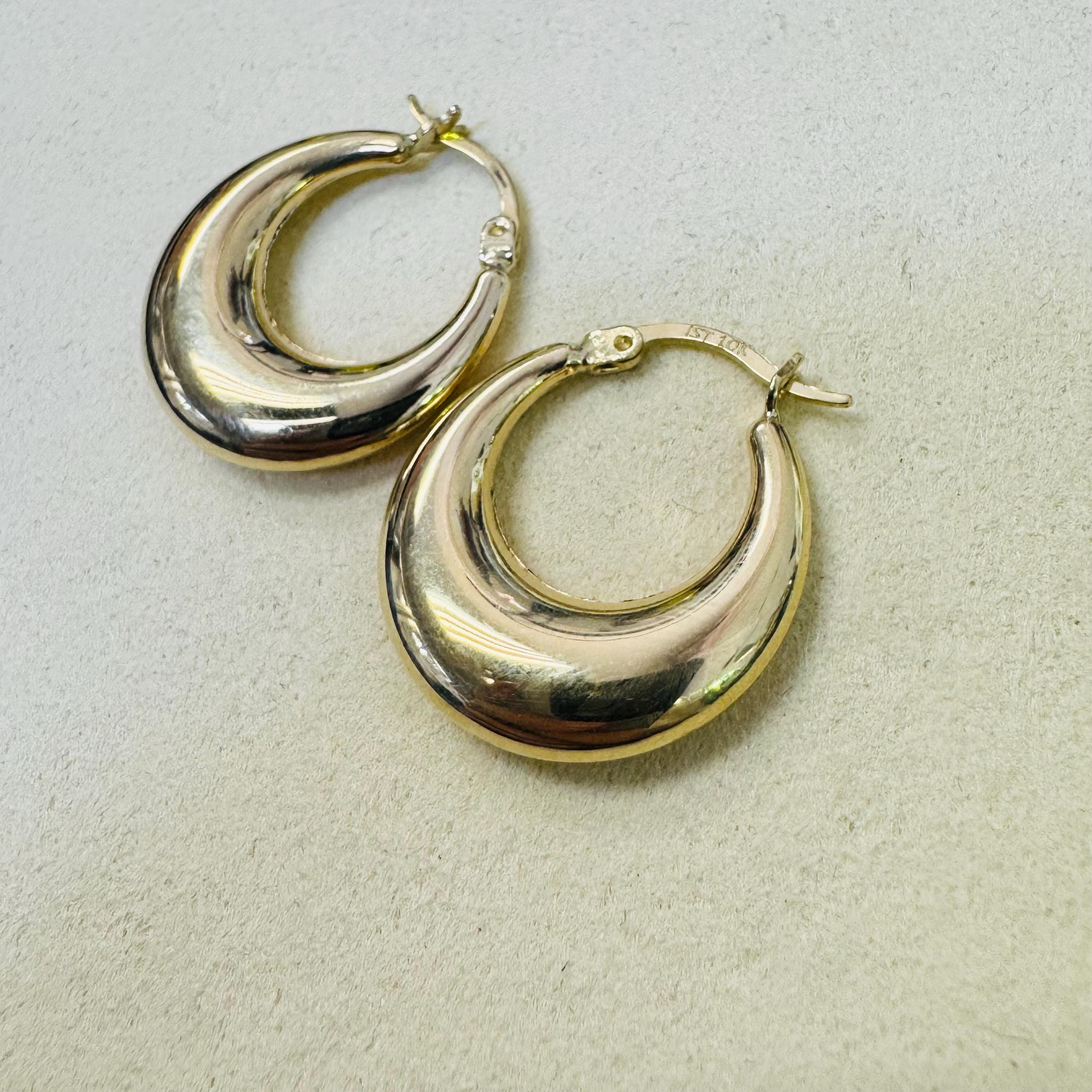 Cute! Solid 10K Yellow Gold .80