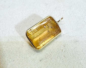 9CT Luscious Apricot Orange Imperial Topaz 14K Yellow Gold Pendant in Solid 14K Yellow Gold