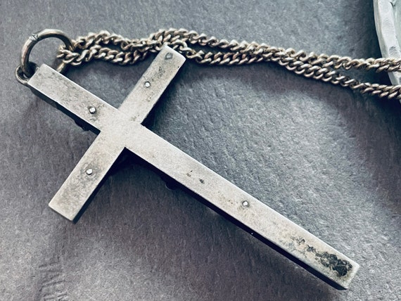 Vintage French Silver and Wood Crucifix Necklace - image 4