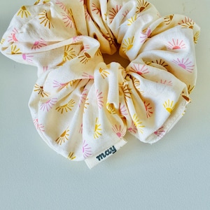 may scrunchie 03