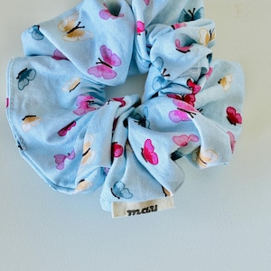 may scrunchie 04