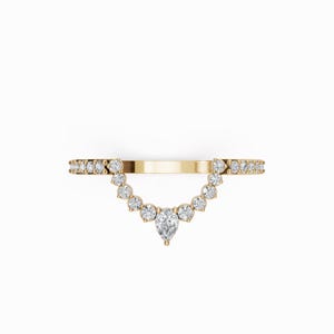 14k Gold Diamant gebogener Ring, Chevron Ehering, zierliche V-förmige Ring, Stapelring, Jubiläumsring