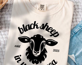 Schwarzes Schaf in deiner Nähe Unisex Garment-Dyed T-Shirt für Schwarze Schafe und K-Pop Fans, Einzigartiges T-Shirt