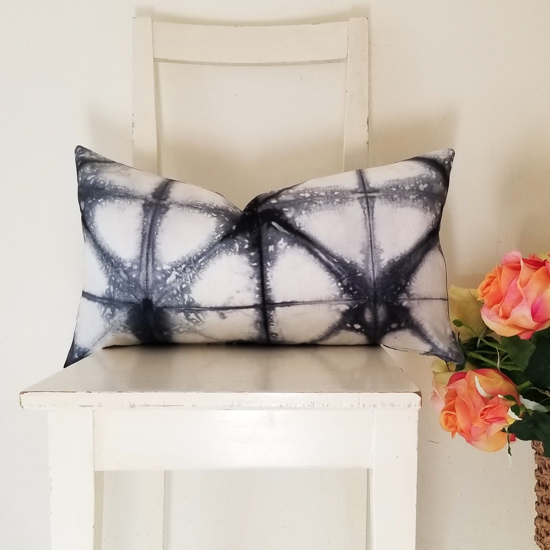 21 X 12 Lumbar Shibori Pillow Cover Charcoal Grey Black Dye on White Cotton. Etsy