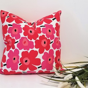 Marimekko 16 x 16 Pieni Unikko Cotton Canvas - Red Poppies Pillow Cover