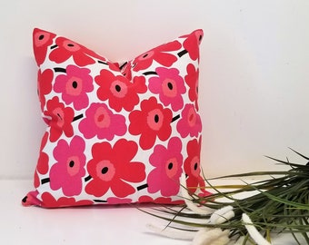 Marimekko 18 x 18 Pieni Unikko Cotton Canvas - Rote Mohnblumen Kissenbezug