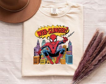 Spiderman PNG, webslinger superheld ontwerp, strip cartoon stad afbeelding, kinder T-shirt afdrukbestand (directe download)