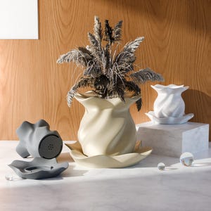 "Moderner und minimalistischer Blumentopf ""Lunafold"" mit Drainage & Untersetzer für Zimmerpflanzen, Zimmerpflanzentopf, modernes Pflanzgefäß für Zuhause oder Büro."