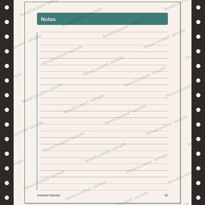 Op de afbeelding: Een pagina uit een ongedateerde kalender met een blauwgroene koptekst met het label Notes, gevolgd door horizontale lijnen om op te schrijven. De pagina heeft een verticale blauwgroene lijn aan de linkerkant, paginanummer 32 rechtsonder en de tekst Undated Calendar linksonder.
