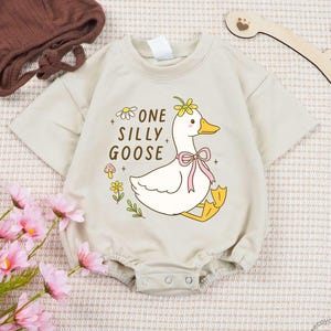 One Silly Goose On The Loose Birthday Baby Romper, First Birthday Baby Outfit, 1st Birthday Bodysuit, Cute Goose Birthday Bubble Romper.