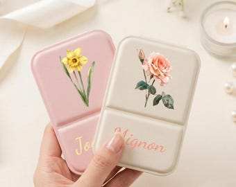 Personalized Leather Compact Mirror with Birth Flower, Foldable Travel Makeup Mirror, Bride Shower Gift, Gift for mom,Mother's Day gift