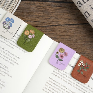 Name Bookmark with Birth Flower,Custom Leather Birth Flower Bookmark,Engraved Magnetic Bookmark,Birthday Flower Bookmark with Name