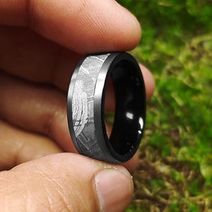 Muonionalusta Ring | Meteorite Ring | Meteorie & Tungsten Ring | Authentic Space History | Widmanstätten Pattern | Cosmic Wedding Band