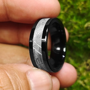 Muonionalusta Ring | Meteorite Ring | Meteorie & Tungsten Ring | Authentic Space History | Widmanstätten Pattern | Cosmic Wedding Band