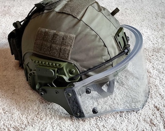 本物のK6-3チタン製スペツナズヘルメット（バイザー付き