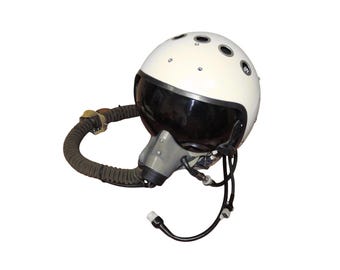 戦闘機パイロットが使用するための航空用酸素マスク KM-32。 - Etsy 日本