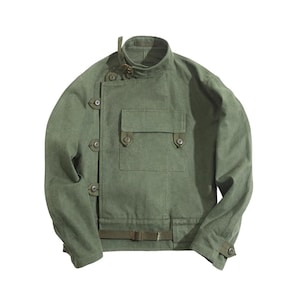 Jaqueta de campo vintage do exército sueco, em lona de algodão verde-oliva, da época da Guerra Fria.