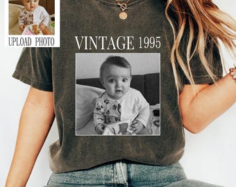 Kundenspezifisches Foto-Weinlese-Geburtstags-Hemd, personalisiertes 1995 Est Geschenk