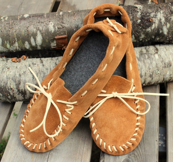 ladies leather moccasins