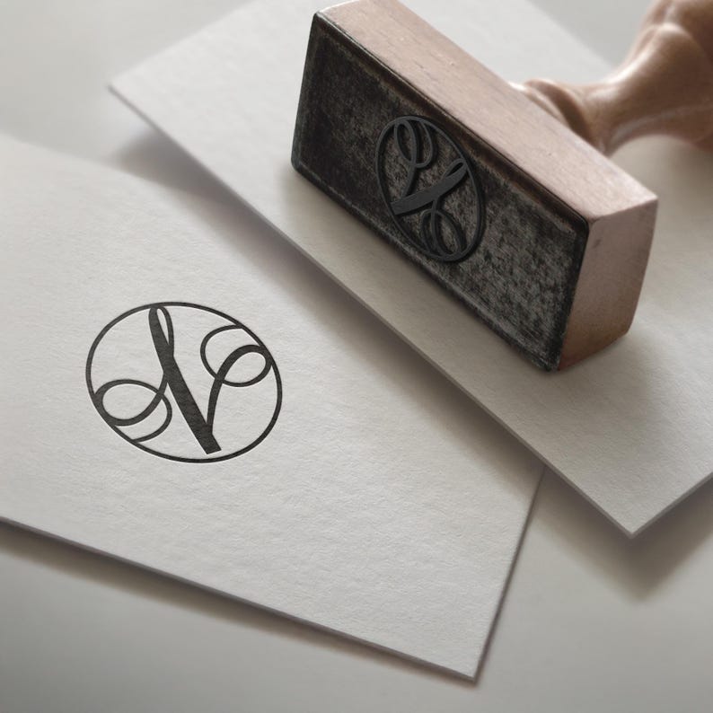 Encircled Initial Monogram SVG Bundle A-Z: Elegant Calligraphic Letters ...