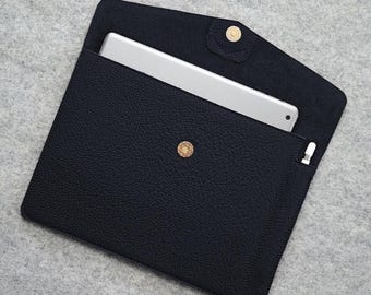Supernote A5 X2 Manta Leather Sleeve: A6 X2 Nomad case with pen Pocket & Merino Wool Felt interior, Personalized