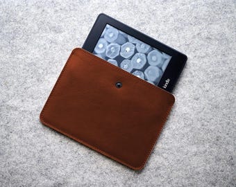 Kindle Paperwhite Case: Paperwhite 12th gen case, Colorsoft, Voyage, Kindle Oasis leather case, Wool Felt Lining, AirTag pocket