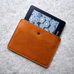 Leather Kindle Sleeve Gift-Ready, Kindle Case Personalized, Kindle Colorsoft leather sleeve, Kindle Oasis case, gift for book lover