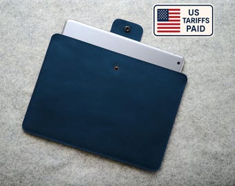 Kindle Scribe 2025 Leather case: AirTag pocket, Italian Leather & Wool Felt lining, Personalization, Kindle scribe 10.2 case