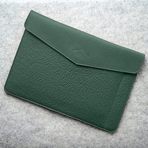 Case for Remarkable Paper Pro – Full-Grain leather sleeve for Remarkable 2, Wool Felt Lining, Pen Holder & Snap Closure