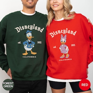 Sudadera retro de Minnie y Mickey Mouse para pareja en Disneyland. Sudadera con capucha para viaje familiar a California en Disneyland (establecida en 1955). Daisy y el Pato Donald. imagen 3