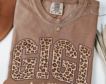 Comfort Colors® Custom Leopard Gigi Shirt, Personalized Est Year Gigi Tee, Mother's Day Gift for Gigi Est 2026, Pregnancy Announcement
