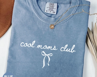 Cool Moms Club Comfort Colors® Shirt, Pregnancy Announcement Tee, Trendy Mom Shirt Cool Mom Gift, Baby Reveal Baby Shower Gift for New Mom