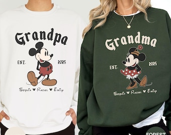 Camiseta retro de Disney para abuela, pose clásica, Minnie, Mickey Mouse, nombre personalizado para niños, sudadera con capucha a juego para familia, regalo para abuela