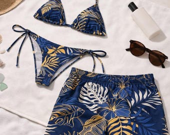 Conjunto de biquíni tropical combinando, azul marinho com detalhes dourados e shorts de praia para casais em férias na praia, roupa de praia romântica para lua de mel.