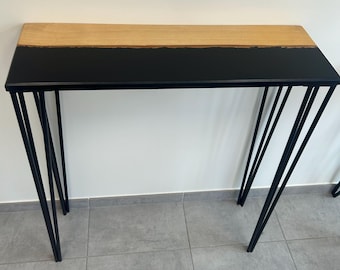 Console in handcrafted wood and resin