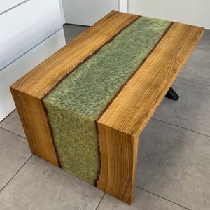 coffee table in oak and handcrafted resin