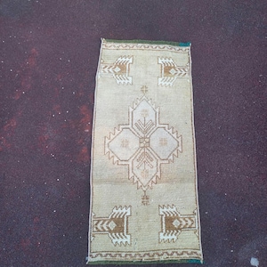 vintage small Rug 1.4×3.2feet Turkish small Rug -Rug mini rug