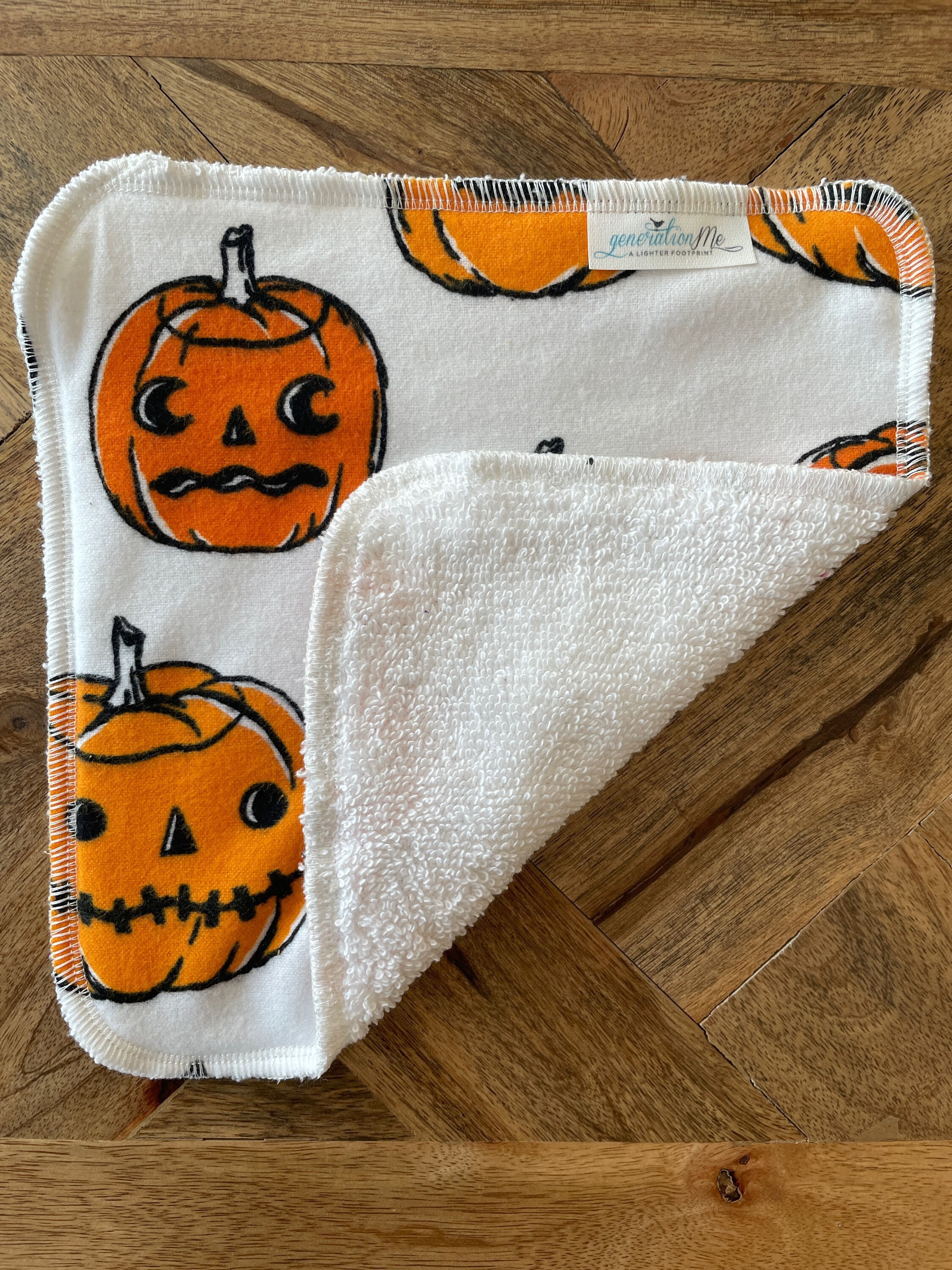 Pumpkin Washcloths, Kitchen or Bathroom Washcloth, Jack O Lantern 