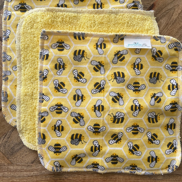 Honeybee Washcloth, Kitchen or Bathroom Washcloth, Bee Lover, Bee Gift, Yellow Washcloth, Yellow Decor, Bee Decor, Yellow Kitchen