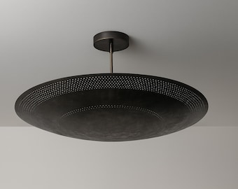 Moderner Sputnik Kronleuchter aus Messing: Gelochte Mid Century Leuchte