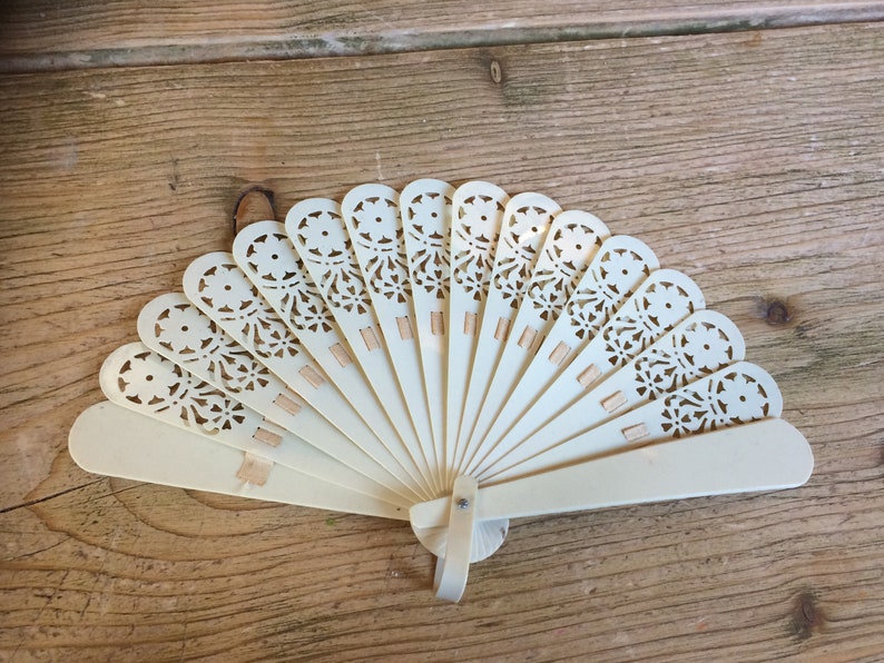 Gorgeous Vintage Art Deco Cream Celluloid Fan with Pierced Floral Design