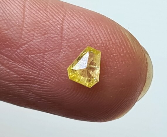 Yellow Shield Diamond, Natural Yellow Diamond Shield For Ring, Loose Diamond Shield Pendant, Diamond Shield for Engagement Rings, 4.8x4.3mm