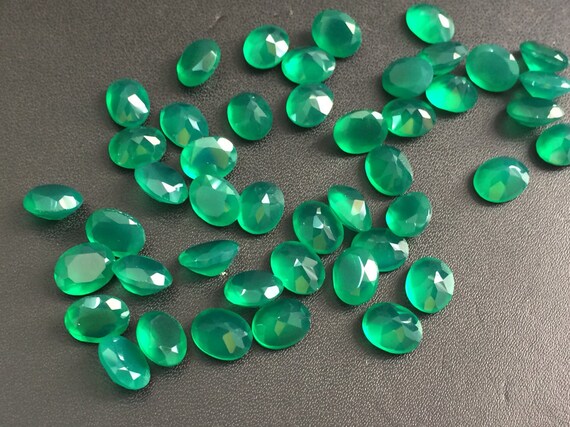 lot Natural Green Onyx 7x9mm oval cut faceted loose gemstone for jewelry 10 pcs lot Natural Green Onyx 7x9mm oval cut faceted loose gemstone for jewelry 10 pcs