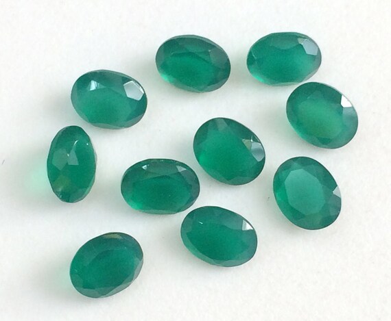 lot Natural Green Onyx 7x9mm oval cut faceted loose gemstone for jewelry 10 pcs lot Natural Green Onyx 7x9mm oval cut faceted loose gemstone for jewelry 10 pcs