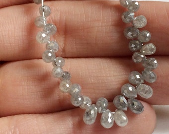 2 x 2,5 mm-2 x 3 mm szare diamentowe fasetowane koraliki briolette, naturalne lśniące, surowe diamentowe łezki, diamentowe krople do biżuterii (od 1 do 10 szt.)