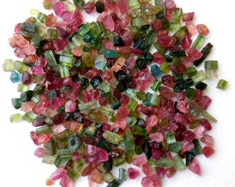 Pietre grezze di tormalina multistrato da 3-5 mm, bastoncini grezzi di tormalina multistrato naturale, tormalina per gioielli (opzioni da 5 a 100 carati) - DVP46