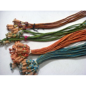 5 pezzi di cordini indiani regolabili con nappe
