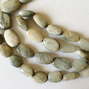 8x10mm - 10x14mm Approx., Cats Eye Plain Smooth Oval Beads, Cats Eye Beads, Cats Eye Oval Nuggets, 15 Pieces, 7 Inch Strand - NNSP405