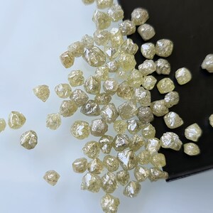 2.5-5mm Yellow Raw Diamond Crystals Natural Yellow Diamond Crystal Earth Mined Sparkly Loose Diamond For Jewelry (1CT To 10CTS Option)-PPPK5