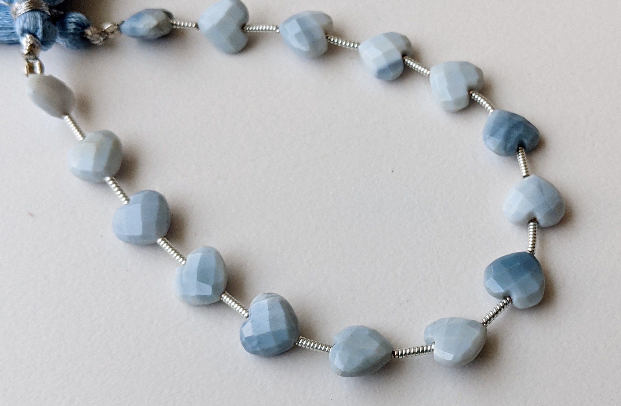 8mm ブルーオパール ハートビーズ、7インチ、15個 ブルーオパール